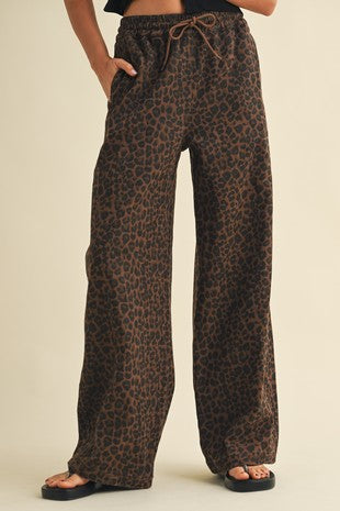 Leopard Pant