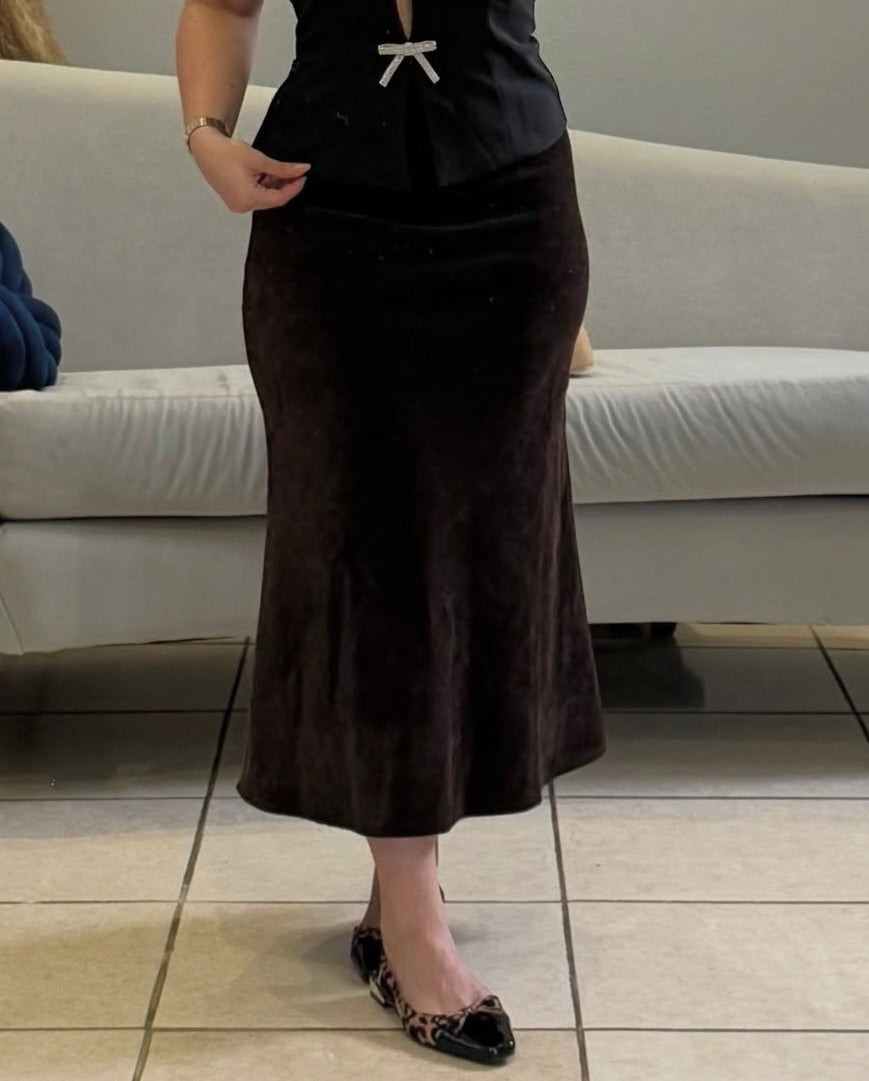 Falda larga