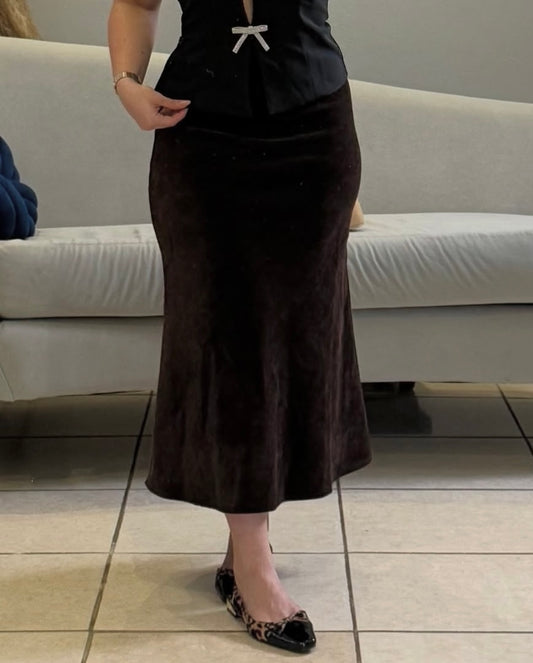 Falda larga