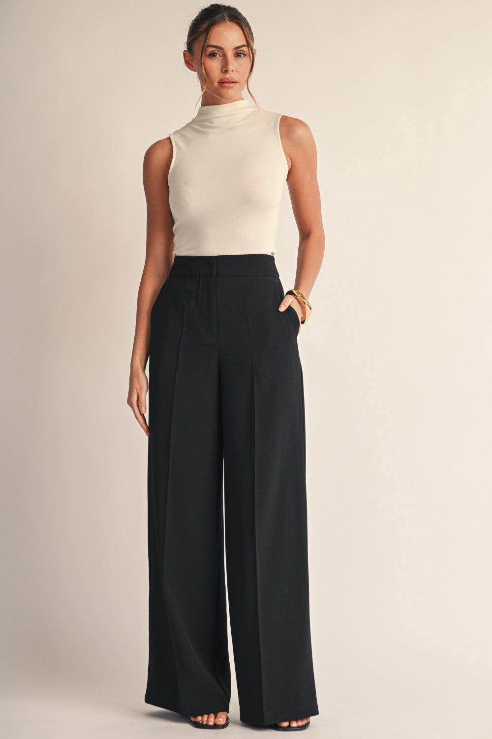 Deluxe Straight Pant