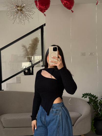 Cutout Top