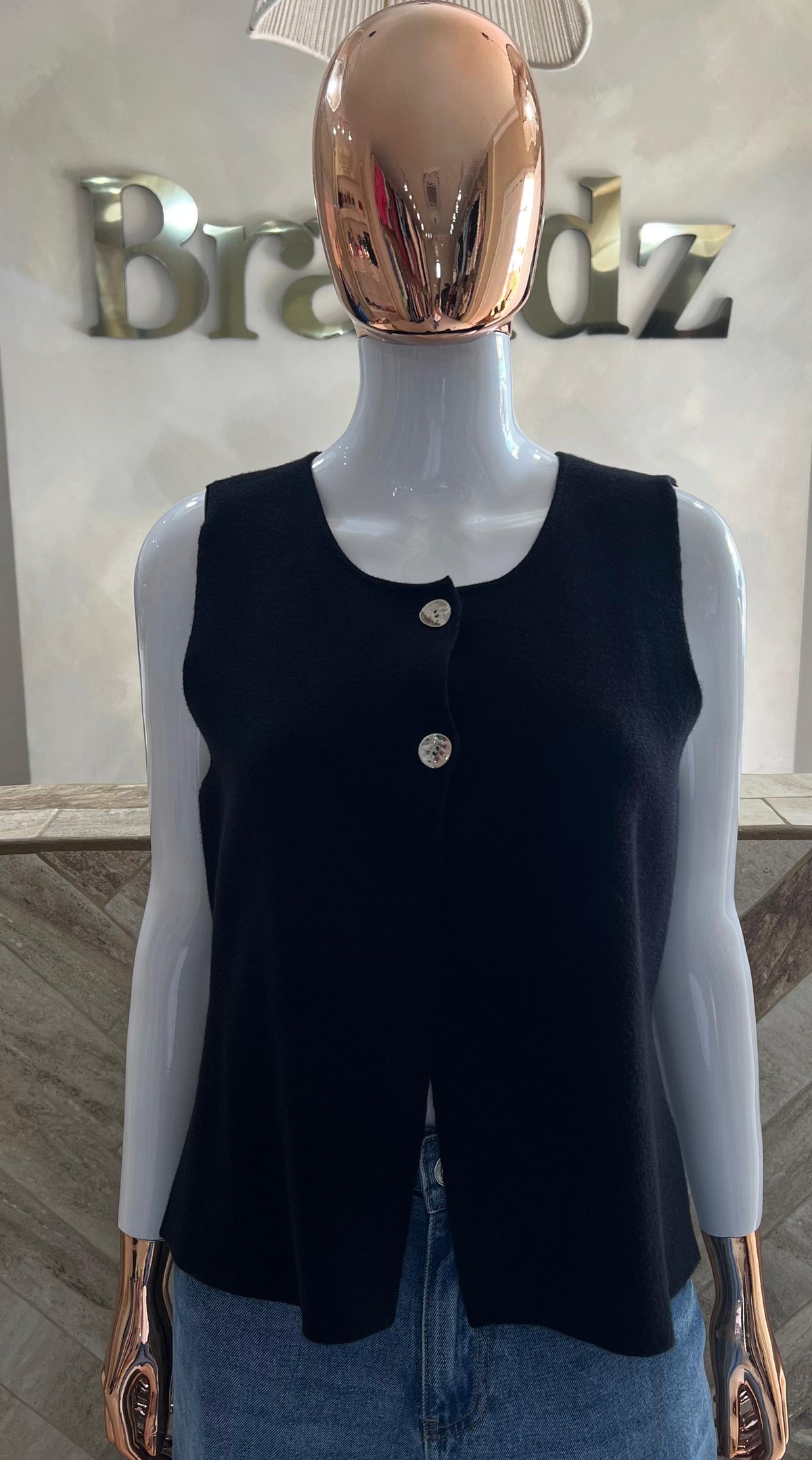 Vest Metal button